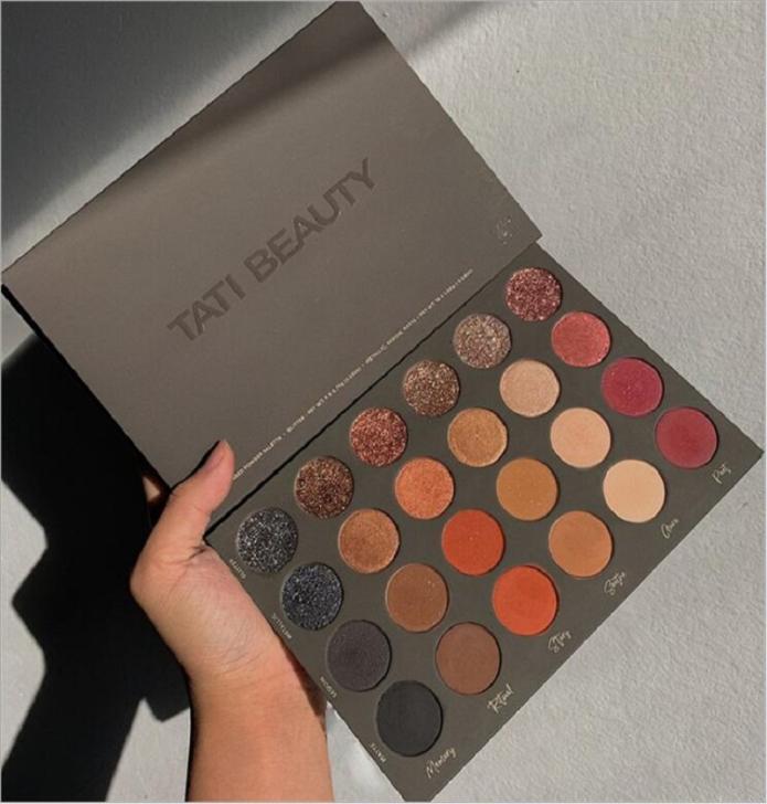TATI beauty eyeshadow powder Christmas Gifts 24 Color shimmer matte glitter lastingTextured Eye shadow Palette4270152, Sky blue
TATI beauty eyeshadow powder Christmas Gifts 24 Color shimmer matte glitter lastingTextured Eye shadow Palette4270152, Sky blue