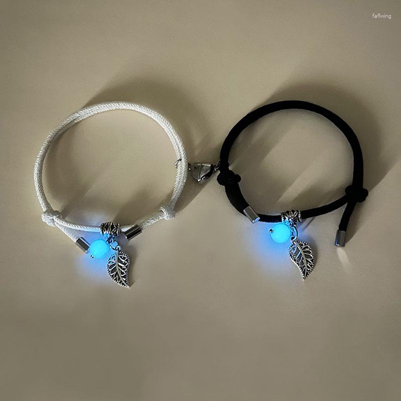 Charm Bracelets 2023 Style 2Pcs Heart Shape Luminous Couple Adjustable Bracelet Night Party Accessories Fashion Jewelry Festive Gift
Charm Bracelets 2023 Style 2Pcs Heart Shape Luminous Couple Adjustable Bracelet Night Party Accessories Fashion Jewelry Festive Gift