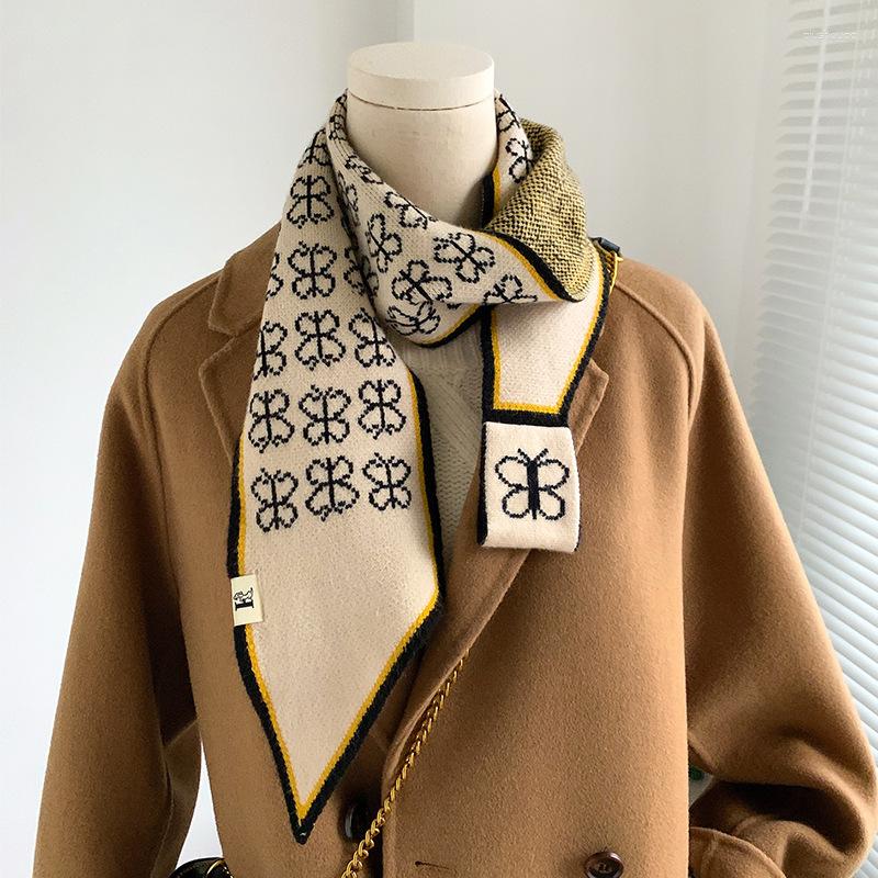 Scarves 2023 Autumn And Winter Cashmere Scarf Women Fashion Bow Pattern Knitted Wool Scarfs Decoration Warm Neckerchief Ties Female
Scarves 2023 Autumn And Winter Cashmere Scarf Women Fashion Bow Pattern Knitted Wool Scarfs Decoration Warm Neckerchief Ties Female