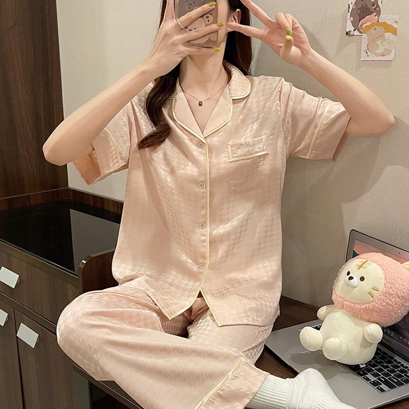 Women's Sleepwear Short Sleeve Trouser Pijamas Suits Houndstooth Pajamas Two Piece Set Summer Women Casual Thin Satin Home Clothes, Pink pajamas
Women's Sleepwear Short Sleeve Trouser Pijamas Suits Houndstooth Pajamas Two Piece Set Summer Women Casual Thin Satin Home Clothes, Pink pajamas