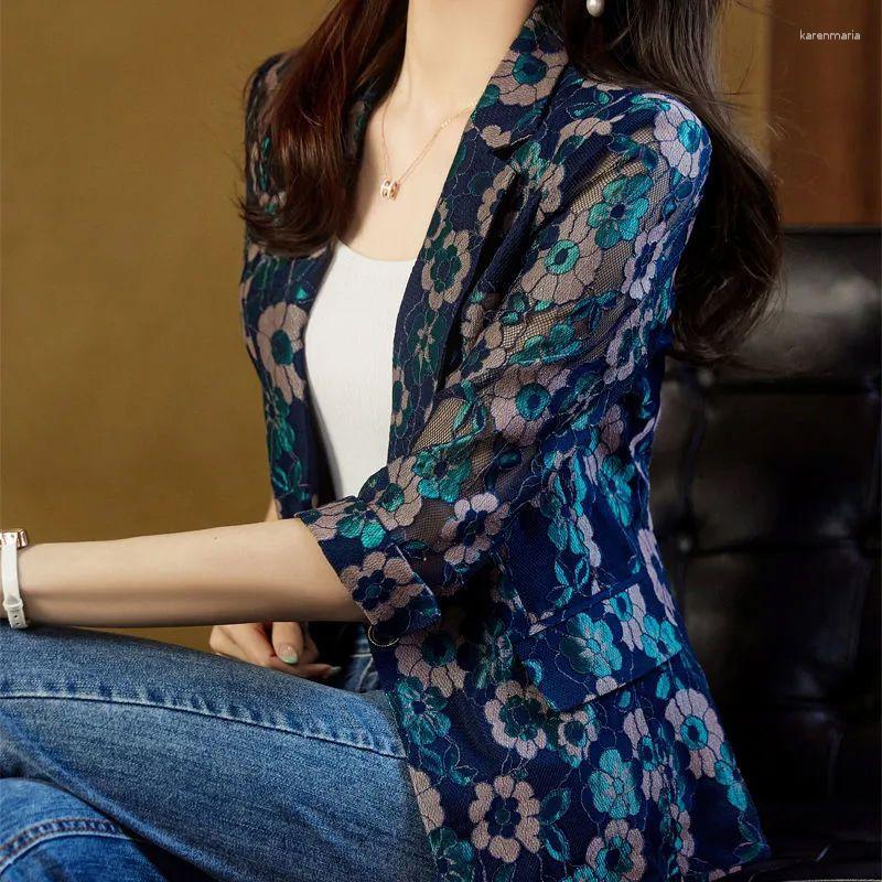 Women's Jackets Woman Lace Small Shawl Coat Female Hollow Thin Top Long-sleeve Suit Office Ladies Blazer Single Braested Set G128, Black
Women's Jackets Woman Lace Small Shawl Coat Female Hollow Thin Top Long-sleeve Suit Office Ladies Blazer Single Braested Set G128, Black