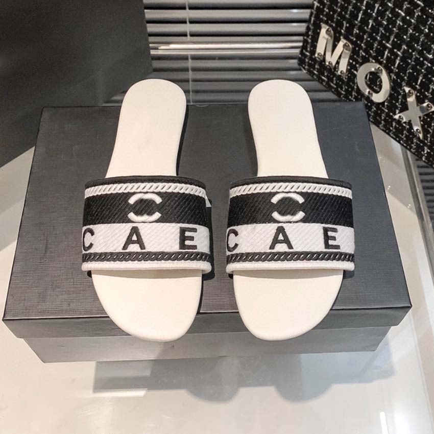 2023 Designer Sandals Women's Slippers Sandals Embroidered Flat Bottom Multi Color Early Summer New Style, #2
2023 Designer Sandals Women's Slippers Sandals Embroidered Flat Bottom Multi Color Early Summer New Style, #2