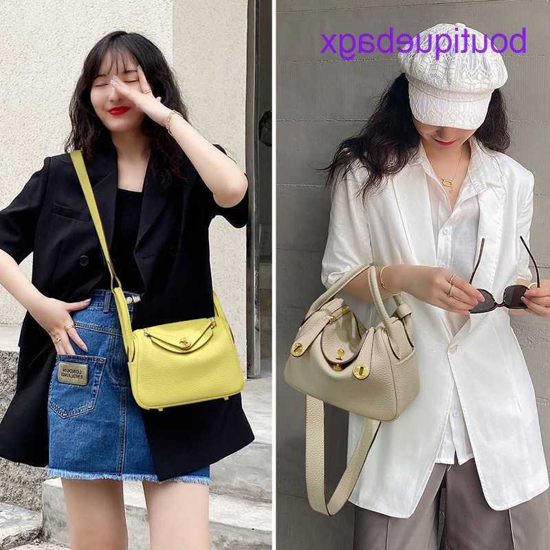 Designer Lindi Bags H Home on sale 2023 new mini bag cowhide Doctor Bag real leather tide one shoulder messenger portable pillow medicineHave Real Logo, Black3
Designer Lindi Bags H Home on sale 2023 new mini bag cowhide Doctor Bag real leather tide one shoulder messenger portable pillow medicineHave Real Logo, Black3