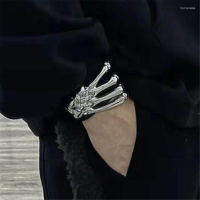 Bangle Punk Hip Hop Skull Hand Bangles For Men Women Party Night Club Rock Cool Jewelry 2023 Gothic Skeleton Claw Bracelets Creative Raym22
Bangle Punk Hip Hop Skull Hand Bangles For Men Women Party Night Club Rock Cool Jewelry 2023 Gothic Skeleton Claw Bracelets Creative Raym22