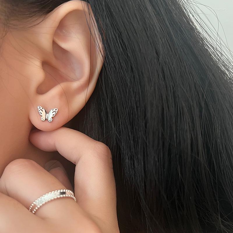 Stud Earrings PANJBJ Silver Color Butterfly For Women Girl Birthday Gift Sweet Korean Hollow Out Jewelry Drop Wholesale
Stud Earrings PANJBJ Silver Color Butterfly For Women Girl Birthday Gift Sweet Korean Hollow Out Jewelry Drop Wholesale