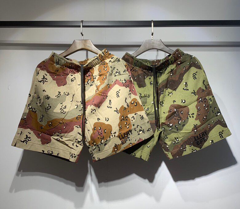 Hip-hop street Mens Womens Designers Shorts Summer Fashion Streetwears Clothing Quick Drying SwimWear Printing Board Beach Pants Sports pants j87s6 
Hip-hop street Mens Womens Designers Shorts Summer Fashion Streetwears Clothing Quick Drying SwimWear Printing Board Beach Pants Sports pants j87s6