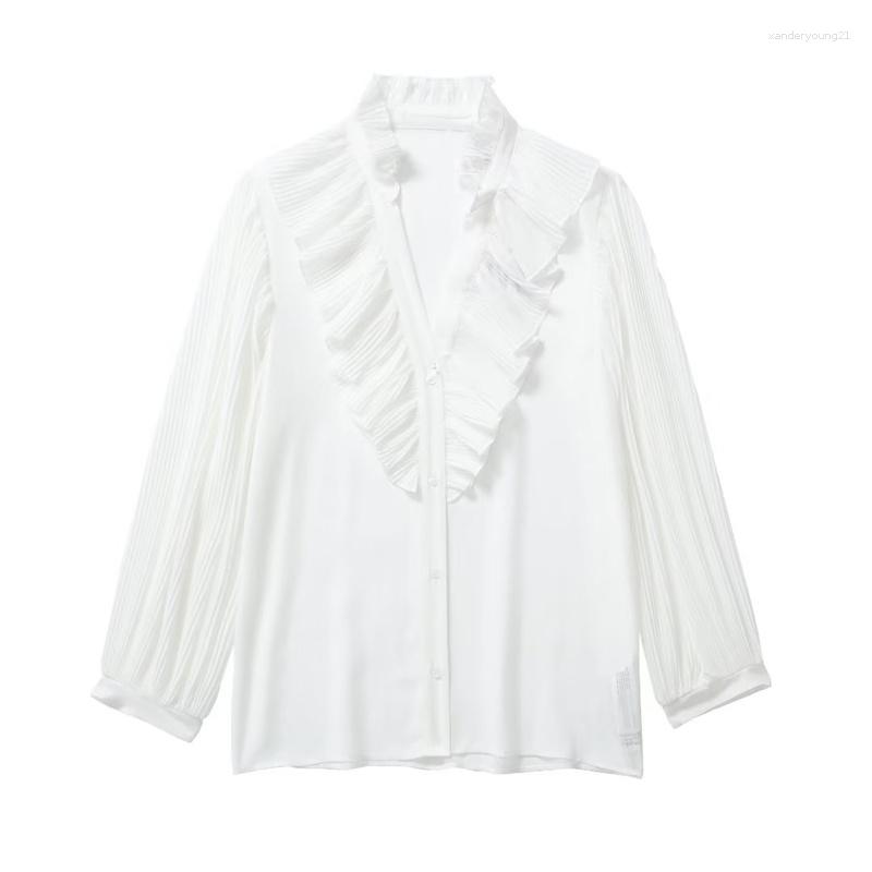Women's Blouses Woman Elegant White Loose V Neck Shirts 2023 Spring Female French Ruffles Patchwork Shirt Ladies Chic Event Tops
Women's Blouses Woman Elegant White Loose V Neck Shirts 2023 Spring Female French Ruffles Patchwork Shirt Ladies Chic Event Tops