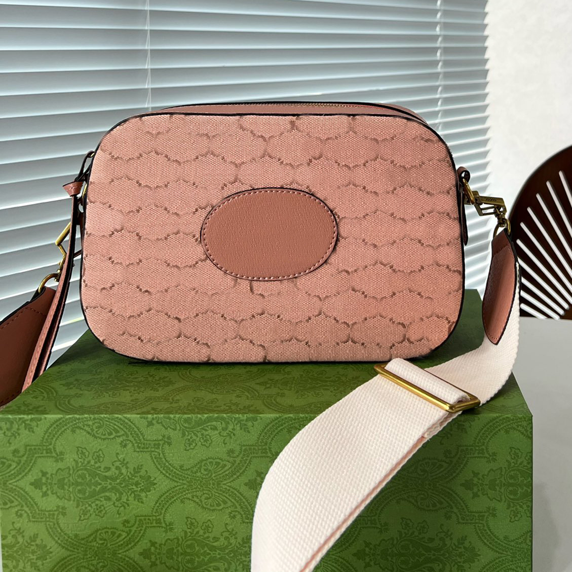 Camera Bags Designer Brand Bag Totes Leather Crossbody Luxury Handbags Chains Fashion Shoulder High Quality Bag Women Letter Purse Phone Wallet Artwork, Box
Camera Bags Designer Brand Bag Totes Leather Crossbody Luxury Handbags Chains Fashion Shoulder High Quality Bag Women Letter Purse Phone Wallet Artwork, Box