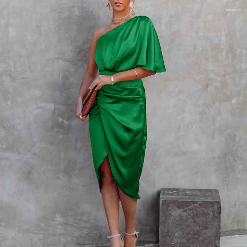 Casual Dresses Womens Satin One Shoulder Batwing Sleeve Ruched Bodycon Midi Long Dress Asymmetrical Wrap Front Cocktail Party, Navy blue
Casual Dresses Womens Satin One Shoulder Batwing Sleeve Ruched Bodycon Midi Long Dress Asymmetrical Wrap Front Cocktail Party, Navy blue