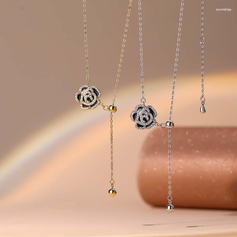 Pendant Necklaces 2023 Korean Elegant Black Camellia Necklace For Women Exquisite Crystal Flower Party Jewelry Gift
Pendant Necklaces 2023 Korean Elegant Black Camellia Necklace For Women Exquisite Crystal Flower Party Jewelry Gift