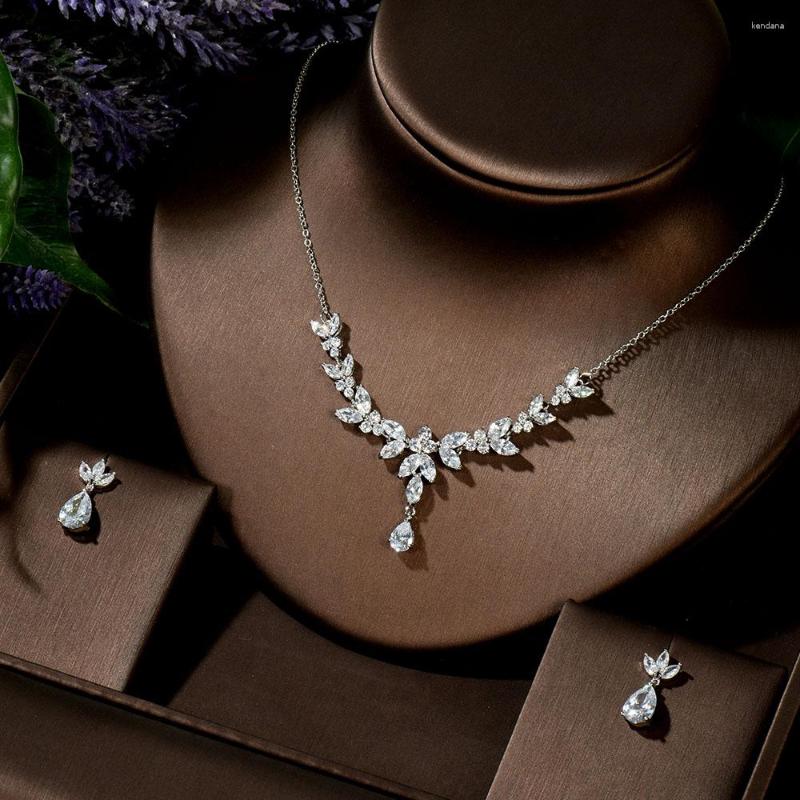 Necklace Earrings Set Fashion Clear Cubic Zirconia For Women Earring Bridal Dress Accessories Bjoux Femme N-1471, Picture shown
Necklace Earrings Set Fashion Clear Cubic Zirconia For Women Earring Bridal Dress Accessories Bjoux Femme N-1471, Picture shown