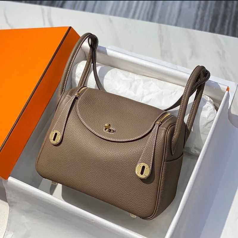 H Home Bags designer s Original 2023 Leather Women's Top Mini Doctor's One Shoulder Portable Medicine Small handbags usa blog 80Q9Have Real Logo, Elephant grey mini silver buckle
H Home Bags designer s Original 2023 Leather Women's Top Mini Doctor's One Shoulder Portable Medicine Small handbags usa blog 80Q9Have Real Logo, Elephant grey mini silver buckle