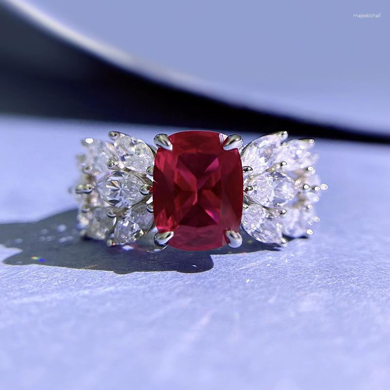 Cluster Rings 2023 Luxury 925 Real Silver 7 9mm Ruby Vintage Ring For Women Charms Lab Diamond Wedding Party Fine Jewelry Gift
Cluster Rings 2023 Luxury 925 Real Silver 7 9mm Ruby Vintage Ring For Women Charms Lab Diamond Wedding Party Fine Jewelry Gift