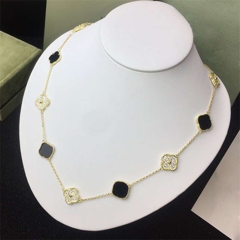 Fashion New Designer Women's Pendant Necklace Elegant 4/Four Leaf Clover Necklace High Quality 12 Color Optional Jewelry 18K Gold Plated
Fashion New Designer Women's Pendant Necklace Elegant 4/Four Leaf Clover Necklace High Quality 12 Color Optional Jewelry 18K Gold Plated