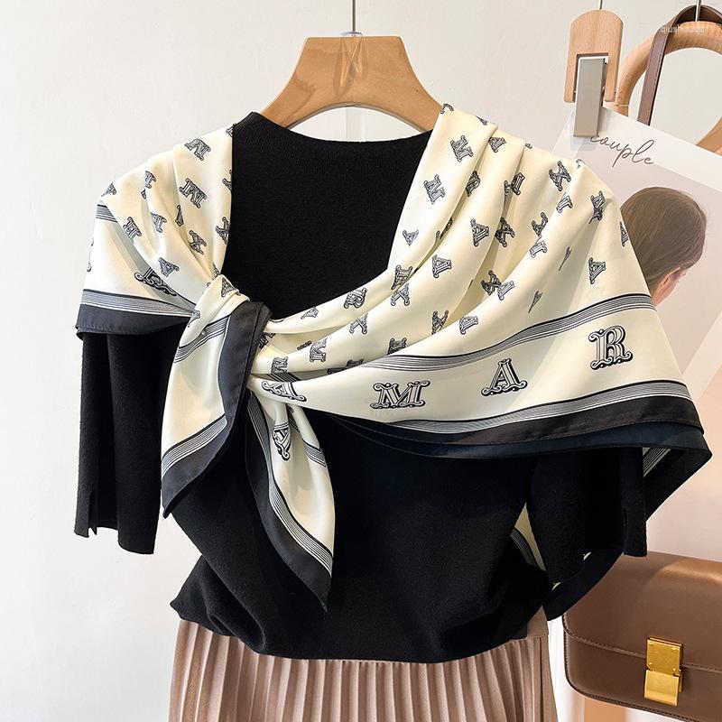 Scarves Summer 90X90CM Silk Hijab Fashion Model Sunscreen Kerchief 2023 Women Design Square Shawls Couple Style For Gift
Scarves Summer 90X90CM Silk Hijab Fashion Model Sunscreen Kerchief 2023 Women Design Square Shawls Couple Style For Gift
