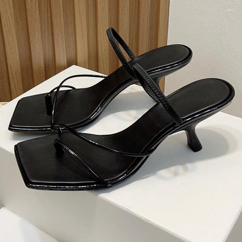 Slippers Summer Women Casual With Thin Strap Square Head Hollow Out Design Soft Comfortable Sandals Clamping Toes, Black
Slippers Summer Women Casual With Thin Strap Square Head Hollow Out Design Soft Comfortable Sandals Clamping Toes, Black