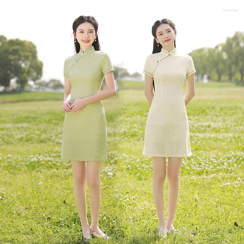 Ethnic Clothing Summer Lace Trim Mandarin Collar Chiffon Young Girl Mini Cheongsam Elegant Retro Short Sleeve Qipao Chinese Daily Dress
Ethnic Clothing Summer Lace Trim Mandarin Collar Chiffon Young Girl Mini Cheongsam Elegant Retro Short Sleeve Qipao Chinese Daily Dress