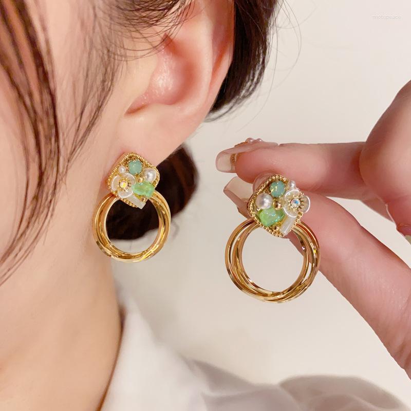Stud Earrings Autumn And Winter Fashion Diamond Flower Circle Silver Needle Personality Luxury Design For Women Jewelry.
Stud Earrings Autumn And Winter Fashion Diamond Flower Circle Silver Needle Personality Luxury Design For Women Jewelry.