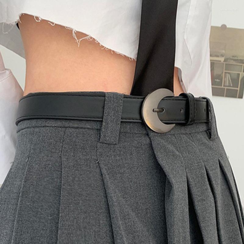 Belts Fashion Metal Moon Buckle Leather Women's Black Adjustable Jeans Waist Belt Vintage Woman Waistband Accessories, Style 02
Belts Fashion Metal Moon Buckle Leather Women's Black Adjustable Jeans Waist Belt Vintage Woman Waistband Accessories, Style 02