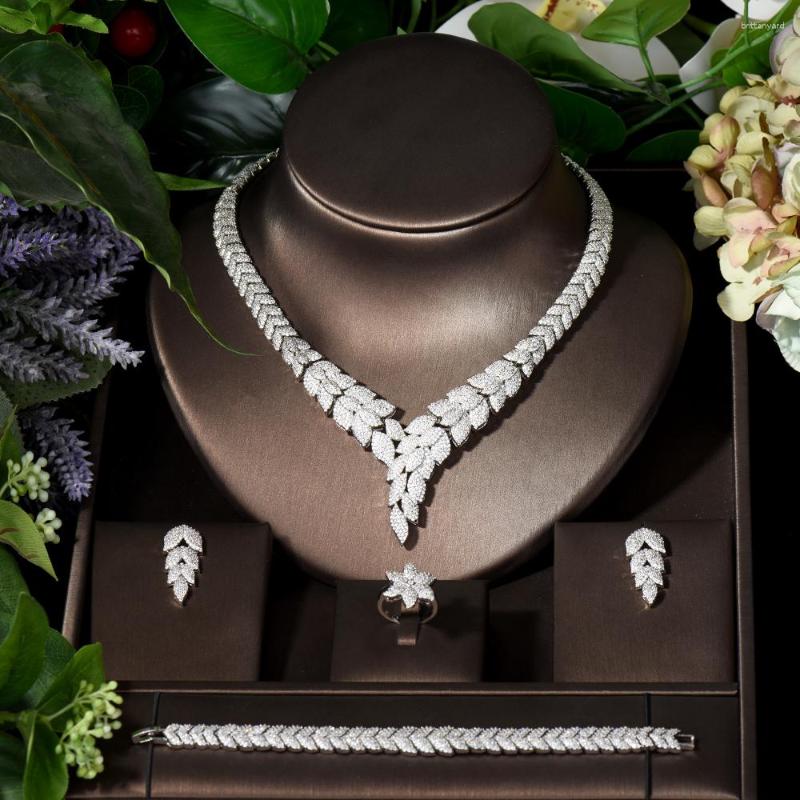 Necklace Earrings Set Fashion 4pcs Bridal Zirconia Full For Women Party Leaf Design And Earring Sets Dubai Nigeria Wedding S-045, Picture shown
Necklace Earrings Set Fashion 4pcs Bridal Zirconia Full For Women Party Leaf Design And Earring Sets Dubai Nigeria Wedding S-045, Picture shown