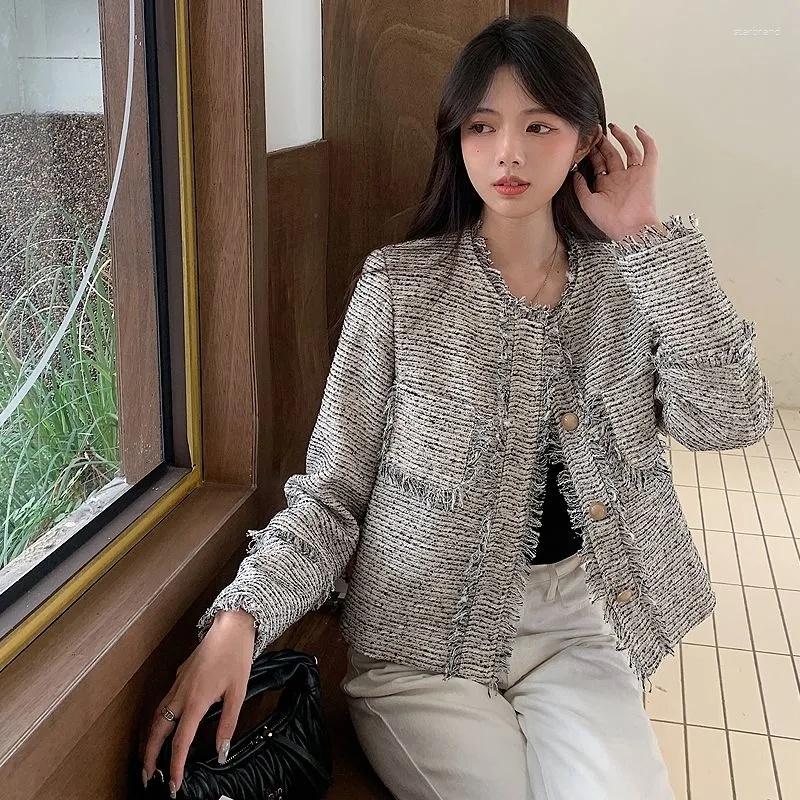Women's Jackets Tassel Fashion Fragrant Plaid Tweed Jacket Women Elegant O-Neck Long Sleeve Single-Breasted Outerwear Female Coat, Gray
Women's Jackets Tassel Fashion Fragrant Plaid Tweed Jacket Women Elegant O-Neck Long Sleeve Single-Breasted Outerwear Female Coat, Gray