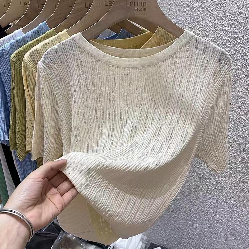 Women's Blouses Ice Silk Knitted Blouse Short Sleeve Summer Shirt Women 2023 Thin Casual Loose Hollow White Tops Fashion Clothes 25520
Women's Blouses Ice Silk Knitted Blouse Short Sleeve Summer Shirt Women 2023 Thin Casual Loose Hollow White Tops Fashion Clothes 25520
