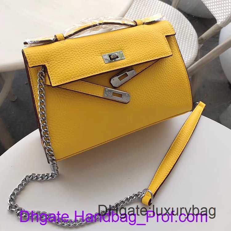 Wholesale 8A Quality Hrems kyllie shoulder Handbags of sale Celebrity Same Style 2023 Summer New Genuine Leather Litchi Pattern Headband Laye With Logo, Red
Wholesale 8A Quality Hrems kyllie shoulder Handbags of sale Celebrity Same Style 2023 Summer New Genuine Leather Litchi Pattern Headband Laye With Logo, Red