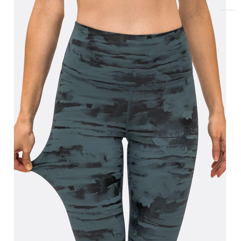 Active Pants Camo Fitness Women Yoga Leggings Push Up Gym High Waist Workout Fashion Ink Print, Black
Active Pants Camo Fitness Women Yoga Leggings Push Up Gym High Waist Workout Fashion Ink Print, Black