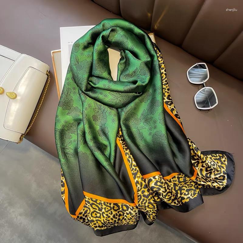 Scarves Women Scarf Fashion Print Silk Summer Shawls And Wraps Soft Pashmina Lady Bandana Foulard Hijabs
Scarves Women Scarf Fashion Print Silk Summer Shawls And Wraps Soft Pashmina Lady Bandana Foulard Hijabs