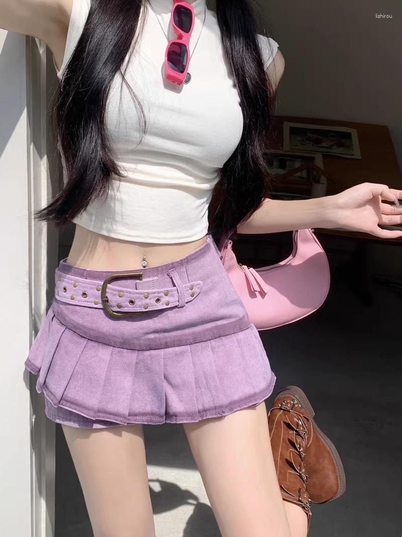 Skirts Mini Micro Denim Skirt Women' Y2k Vintage High Waist Ruffles Streetwear Sexy Chic Girls Kawaii Pleated Jean Belt
Skirts Mini Micro Denim Skirt Women' Y2k Vintage High Waist Ruffles Streetwear Sexy Chic Girls Kawaii Pleated Jean Belt