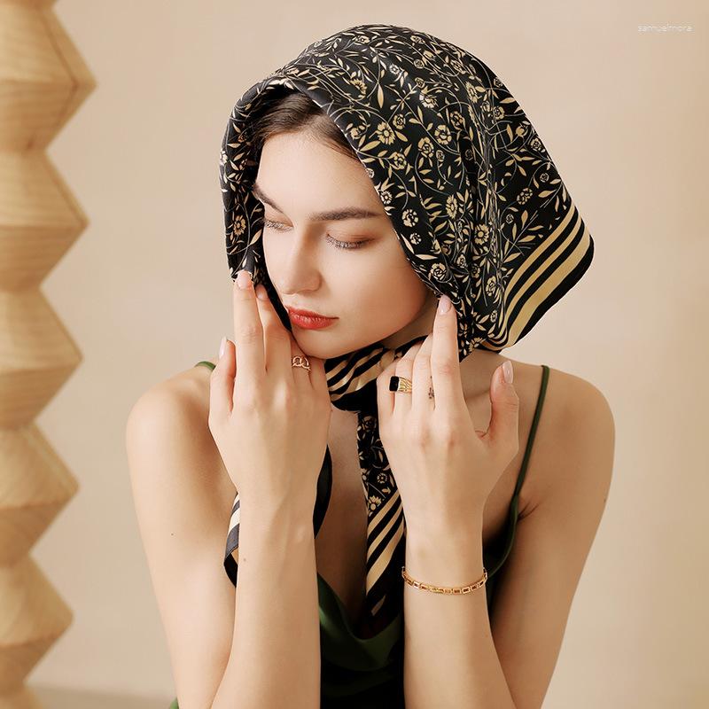 Scarves Fashion Shawls Wraps Women Bandana Head Silk Scarf Square Kerchief Neck 90 90CM Printed Headband Hijab For Ladies
Scarves Fashion Shawls Wraps Women Bandana Head Silk Scarf Square Kerchief Neck 90 90CM Printed Headband Hijab For Ladies