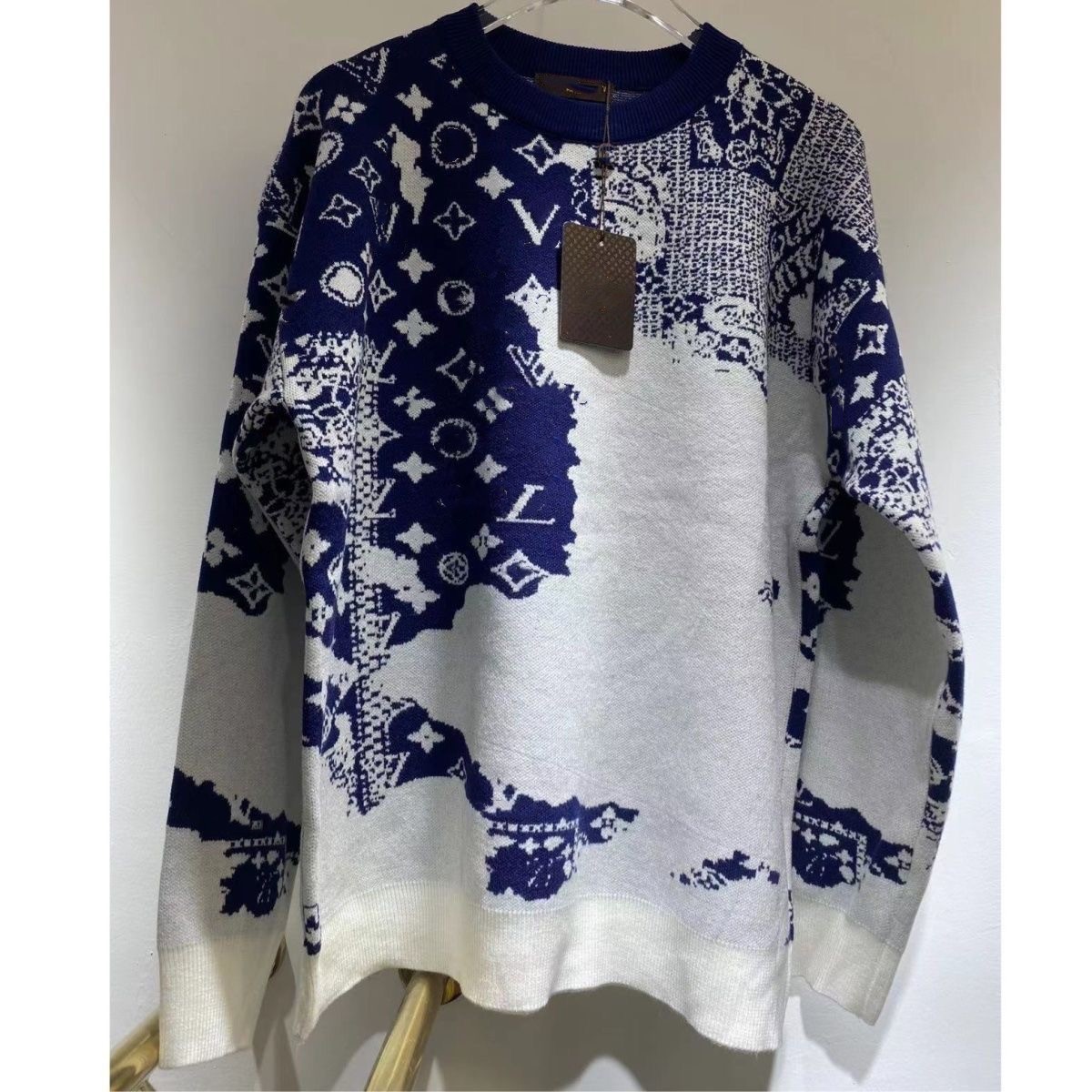 Spring and autumn new fashion letter splicing jacquard loose pullover long sleeve lazy style knitwear designer high-end luxury men's knitted round neck, Yellow
Spring and autumn new fashion letter splicing jacquard loose pullover long sleeve lazy style knitwear designer high-end luxury men's knitted round neck, Yellow