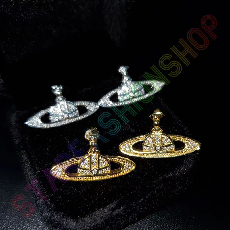 2023 Saturn Charm Luxury Classic Stud Pendant Brand Designer Geometric Celebrity Round Rhinestone Earrings Wedding Party Jewelry 2Color
2023 Saturn Charm Luxury Classic Stud Pendant Brand Designer Geometric Celebrity Round Rhinestone Earrings Wedding Party Jewelry 2Color