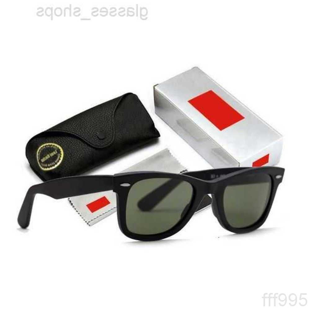 Vintage Unisex Women Sunglasses Design Polarized Lenses Brand Black Men Sun Glasses De Sol with Box 10HDP R SUF1
Vintage Unisex Women Sunglasses Design Polarized Lenses Brand Black Men Sun Glasses De Sol with Box 10HDP R SUF1