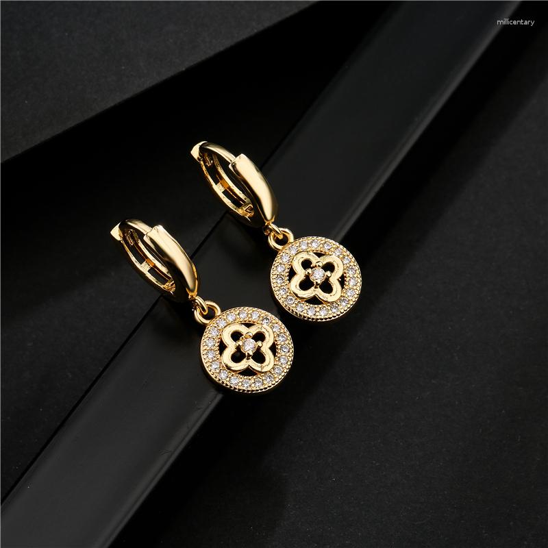 Dangle Earrings Mafisar Fashion Gold Color Copper Plant Luxury Cubic Zirconia Flower Earring Female Party Jewelry Gift
Dangle Earrings Mafisar Fashion Gold Color Copper Plant Luxury Cubic Zirconia Flower Earring Female Party Jewelry Gift