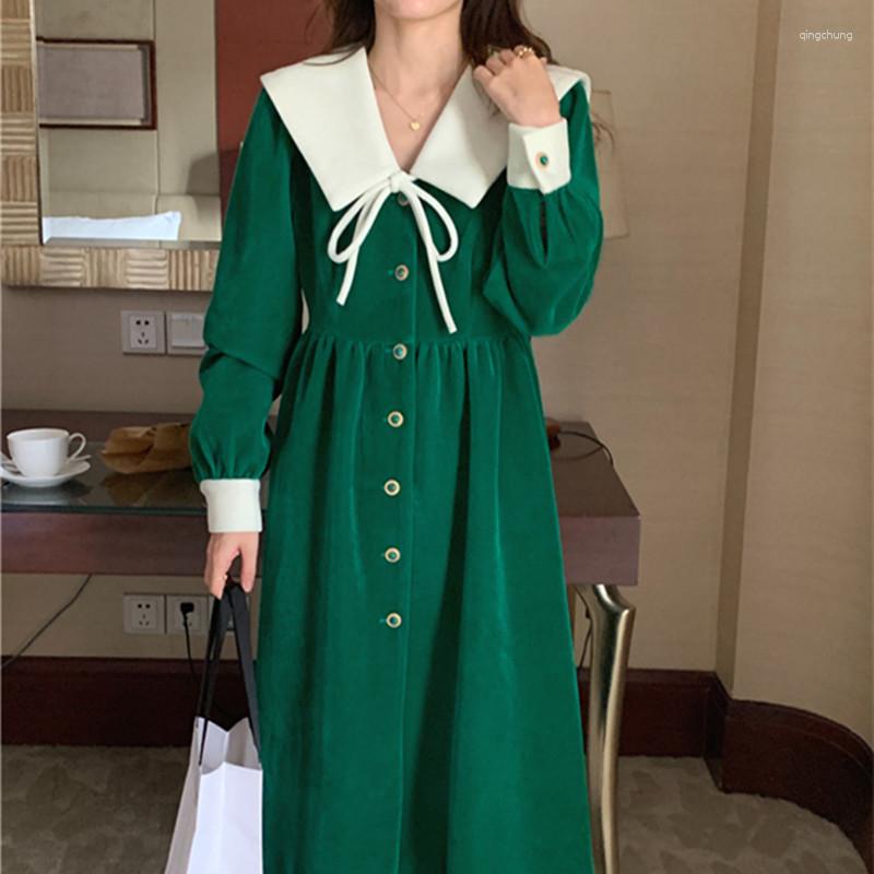 Casual Dresses Spring Vintage Dress Women's Fashion 2023 Elegant Navy Collar College Style Green Velvet Party Vestidos
Casual Dresses Spring Vintage Dress Women's Fashion 2023 Elegant Navy Collar College Style Green Velvet Party Vestidos