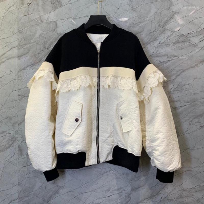 Women' Jackets 2023 Autumn Winter High Quality Women Vintage Jacquard Prints Lace Embroidery Patchwork Long Sleeve Casual, Picture shown
Women' Jackets 2023 Autumn Winter High Quality Women Vintage Jacquard Prints Lace Embroidery Patchwork Long Sleeve Casual, Picture shown