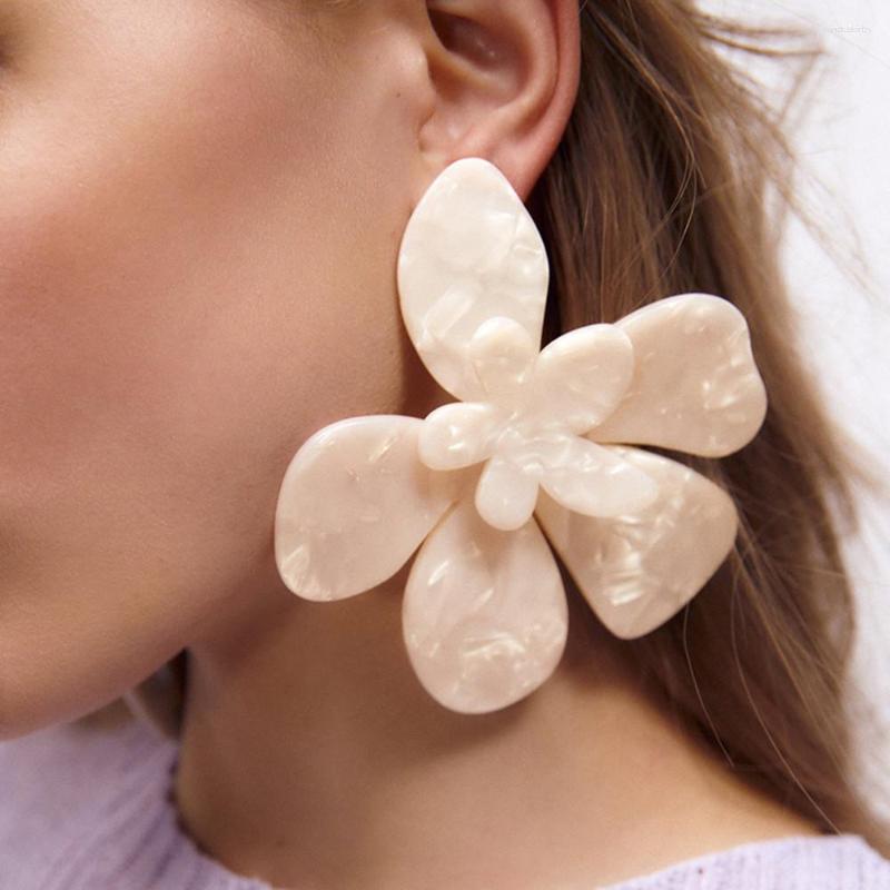 Dangle Earrings Exaggerated Resin Super Large Plate Flower Stud Dinner Jewelry For Women Acrylic Double Layered Statement Drop
Dangle Earrings Exaggerated Resin Super Large Plate Flower Stud Dinner Jewelry For Women Acrylic Double Layered Statement Drop
