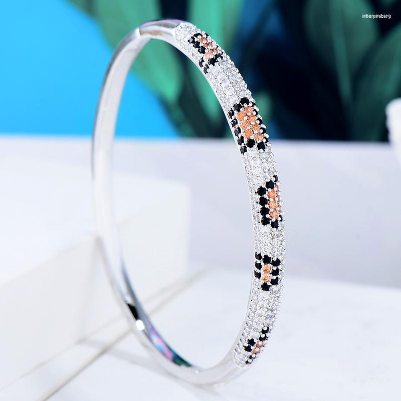 Bangle GODKI Luxury Cubic Zirconia Bracelets Bangles Vintage Bohemian Cuff For Women Femme Fashion Jewelry
Bangle GODKI Luxury Cubic Zirconia Bracelets Bangles Vintage Bohemian Cuff For Women Femme Fashion Jewelry