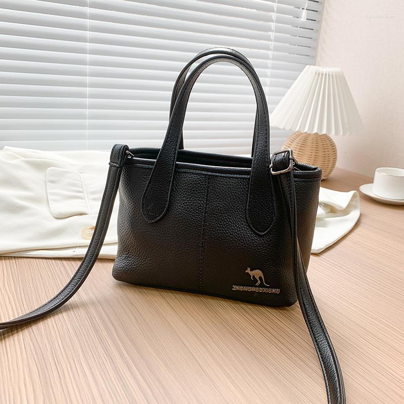 Evening Bags Korean Fashion Brand Trend Sling Luxury Designer Handbags For Women Genuine Leather Casual Vintage Tote Lady Shoulder Small
Evening Bags Korean Fashion Brand Trend Sling Luxury Designer Handbags For Women Genuine Leather Casual Vintage Tote Lady Shoulder Small