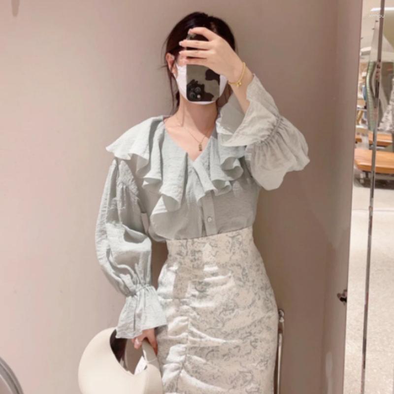 Women's Blouses Neploe 2023 Spring V-neck Solid Color Tops Mujer Japanese Wrinkled Ruffled Fresh Blusas Long Sleeve Mint Green Sweet, Beige
Women's Blouses Neploe 2023 Spring V-neck Solid Color Tops Mujer Japanese Wrinkled Ruffled Fresh Blusas Long Sleeve Mint Green Sweet, Beige