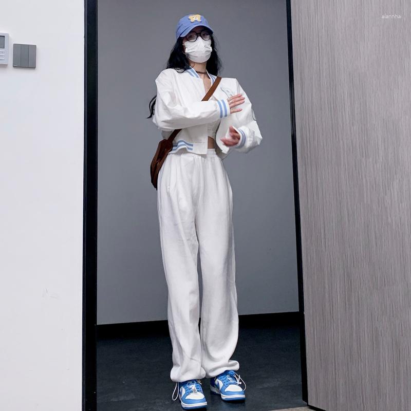Women's Two Piece Pants 2023 Preppy Style Sportssuit Fall Embroidered Letter Cool Salt Long Sleeve Baseball Uniform Short Jacket Women, White
Women's Two Piece Pants 2023 Preppy Style Sportssuit Fall Embroidered Letter Cool Salt Long Sleeve Baseball Uniform Short Jacket Women, White