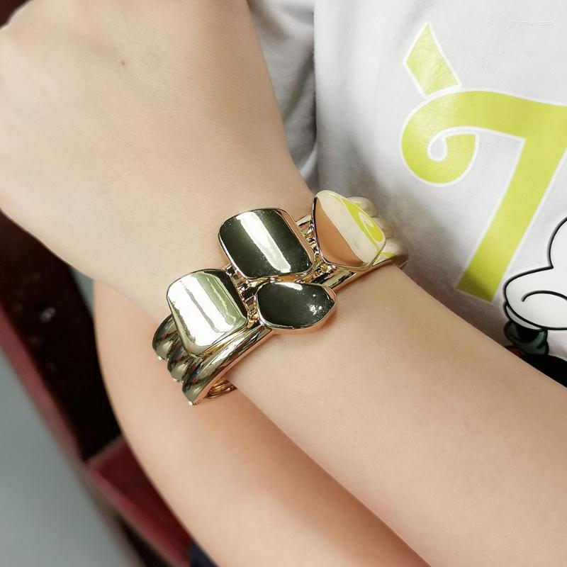 Bangle Punk Style Irregular Alloy Cuff Bangles Bracelets For Women Fashion Jewelry Statement Charm UKMOCBangle Raym22
Bangle Punk Style Irregular Alloy Cuff Bangles Bracelets For Women Fashion Jewelry Statement Charm UKMOCBangle Raym22
