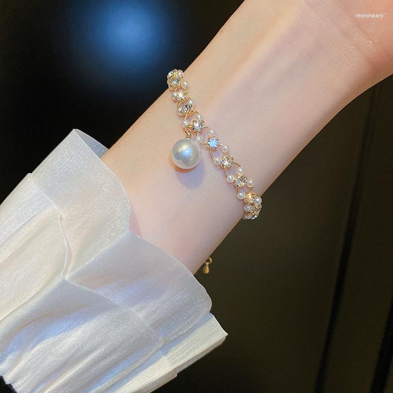 Link Bracelets Fashion Zircon Crystal For Women Design Color Pearl Temperament Bracelet 2023 Trend Girls Jewelry
Link Bracelets Fashion Zircon Crystal For Women Design Color Pearl Temperament Bracelet 2023 Trend Girls Jewelry
