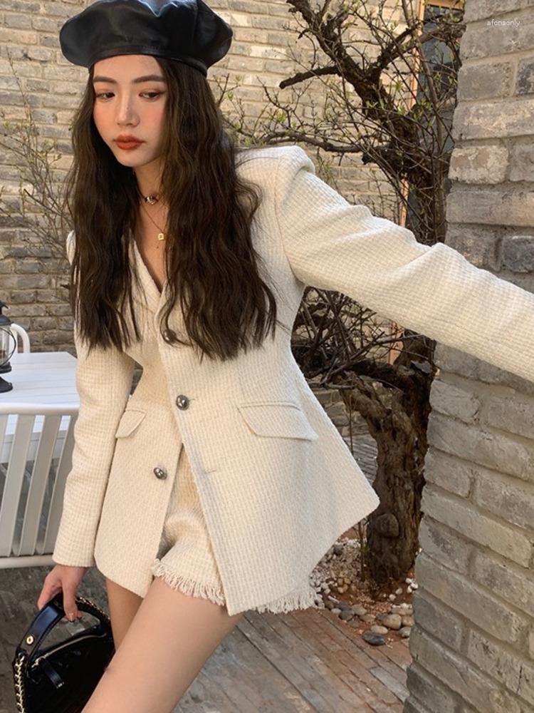 Women' Tracksuits 2023 Autumn Two Piece Set For Women Coat Short Pant Sets Conjuntos Cortos 2 Outfit Festival Ensembles Elegant, Beige
Women' Tracksuits 2023 Autumn Two Piece Set For Women Coat Short Pant Sets Conjuntos Cortos 2 Outfit Festival Ensembles Elegant, Beige