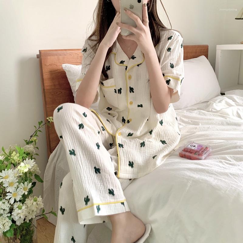 Women's Sleepwear 2023 Summer Printed Pajamas Women's Cardigan Cotton Gauze Short Sleeve Home Suit Female Lady Nightwear Lounge Wear, Short sleeve shorts
Women's Sleepwear 2023 Summer Printed Pajamas Women's Cardigan Cotton Gauze Short Sleeve Home Suit Female Lady Nightwear Lounge Wear, Short sleeve shorts