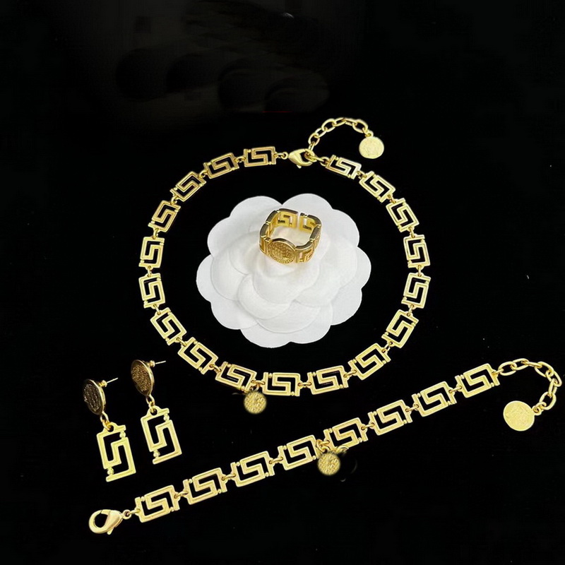 Gold Greece Meander Pattern Split Joint Gold Necklace Bracelet Earrings Ring Banshee Head Portrait Designer Jewelry Women's Men Lovers birthday party Gifts XMS31 --05, Without box
Gold Greece Meander Pattern Split Joint Gold Necklace Bracelet Earrings Ring Banshee Head Portrait Designer Jewelry Women's Men Lovers birthday party Gifts XMS31 --05, Without box