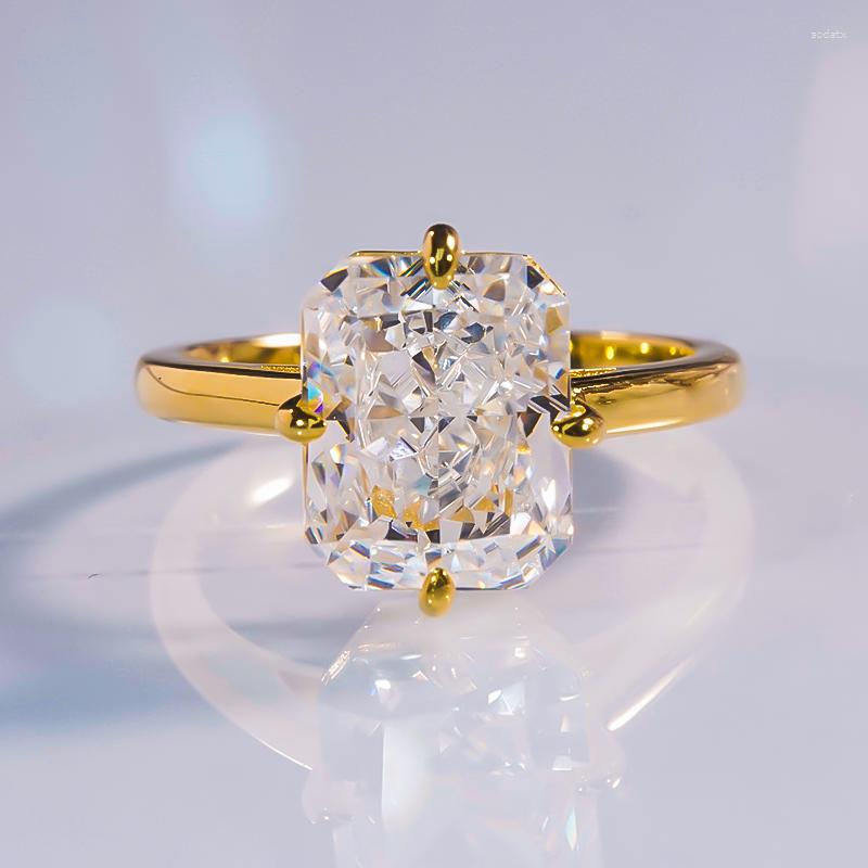 Cluster Rings Luxury Radian Ring High Carbon Diamond S925 Sterling Silver 18k Gold Plated Fine Jewelry For Women Party Holiday Gift Golden
Cluster Rings Luxury Radian Ring High Carbon Diamond S925 Sterling Silver 18k Gold Plated Fine Jewelry For Women Party Holiday Gift Golden