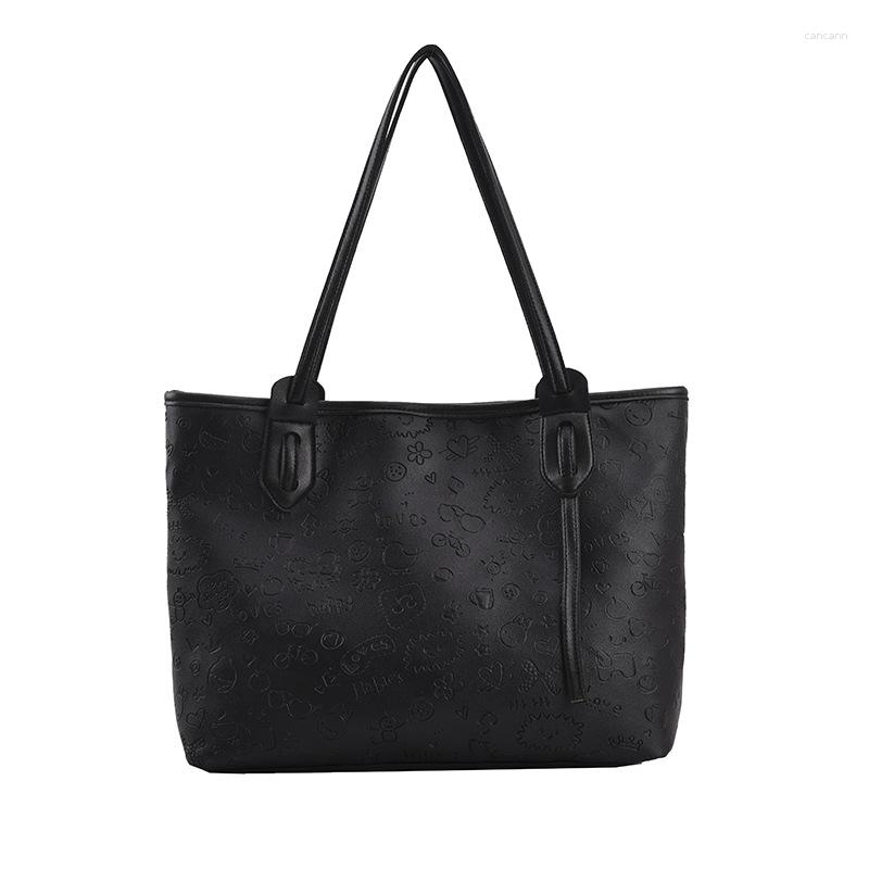 Evening Bags Large Capacity Bag Women's Spring And Summer 2023 Fashion Single Shoulder Underarm Ins Contrast Color Portable Tote, Black
Evening Bags Large Capacity Bag Women's Spring And Summer 2023 Fashion Single Shoulder Underarm Ins Contrast Color Portable Tote, Black