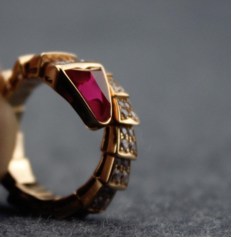 VIPER Head Ring Female Muse Carnelian Rings Women Wedding Party Red Gem Rings Valentine'S Day Jewelry1282292
VIPER Head Ring Female Muse Carnelian Rings Women Wedding Party Red Gem Rings Valentine'S Day Jewelry1282292